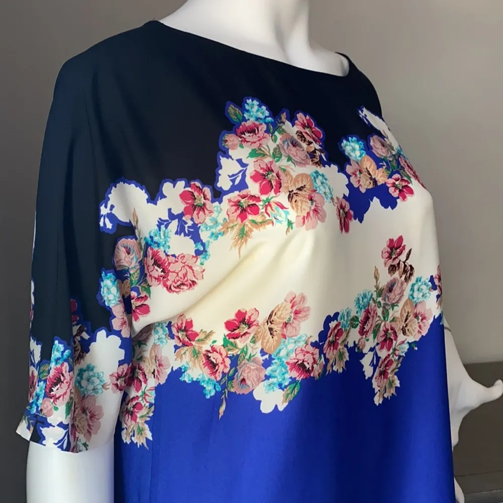 *HOST PICK* Felicity & Coco Floral Shift Dress Blue Size M - Image 2
