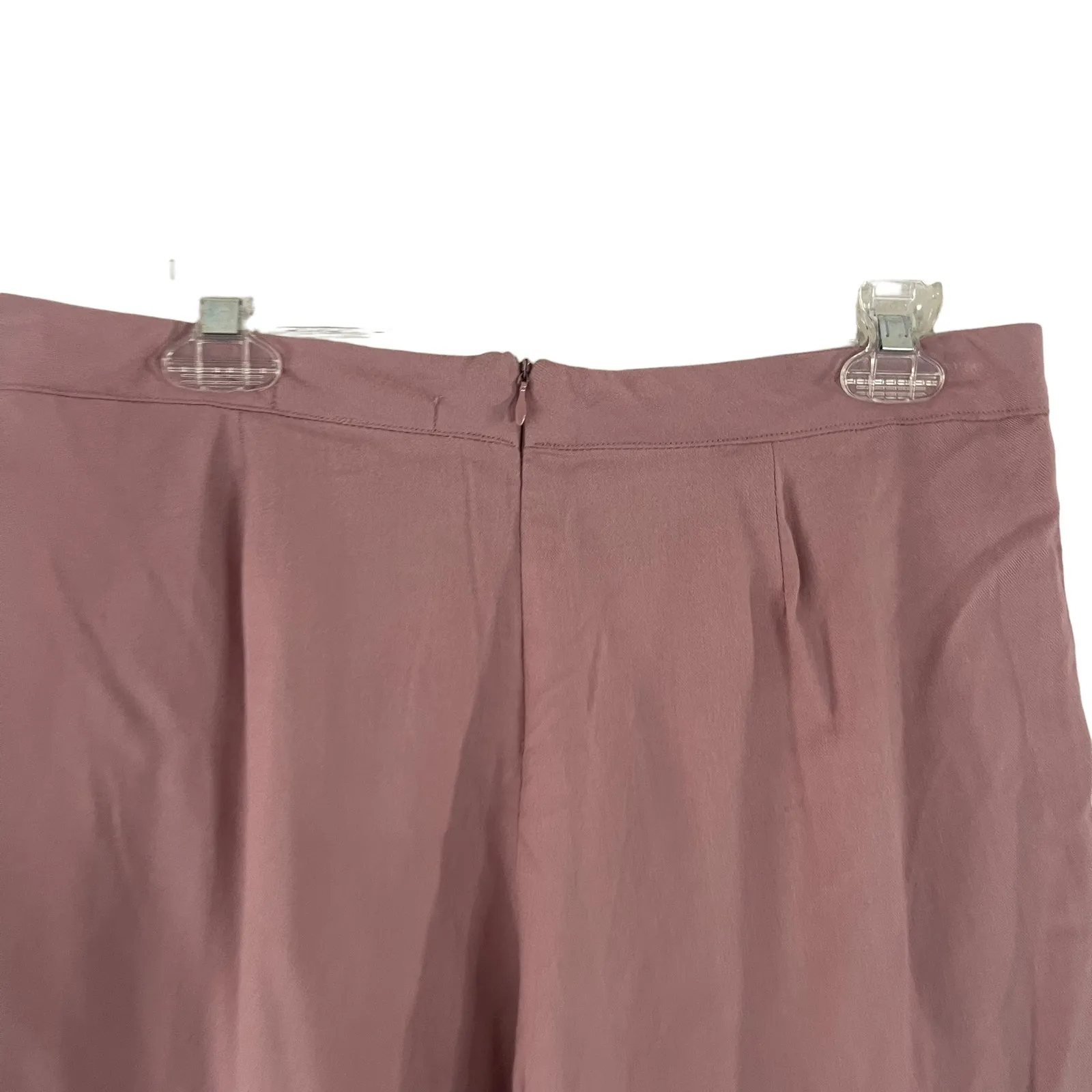 Harlowe‎ & Graham NWT Women's Size Medium Dusty Rose Pink Soft Shorts - Image 4