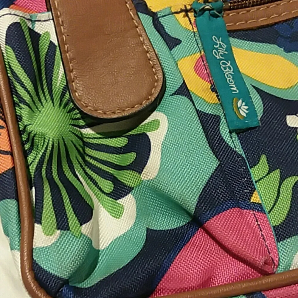 Lily Bloom Crossbody bag - Image 4