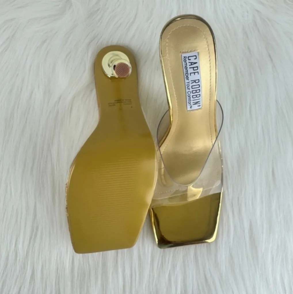 Cape Robbin Metro Gold Patent Leather Clear Vamp Slip On Heel Sandals Mules Sz 11 - Image 9