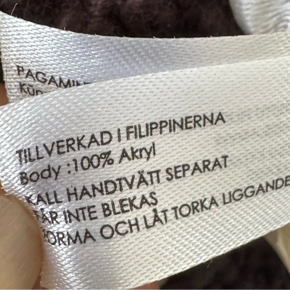 MICHAEL KORS women Cable Knit Pom Pom Beanie Black winter Hat - Image 6