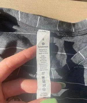 Lululemon top - Image 4