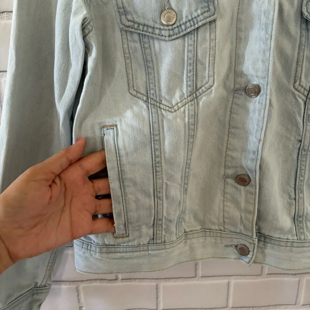 American Eagle Jean jacket Size Small - Image 6