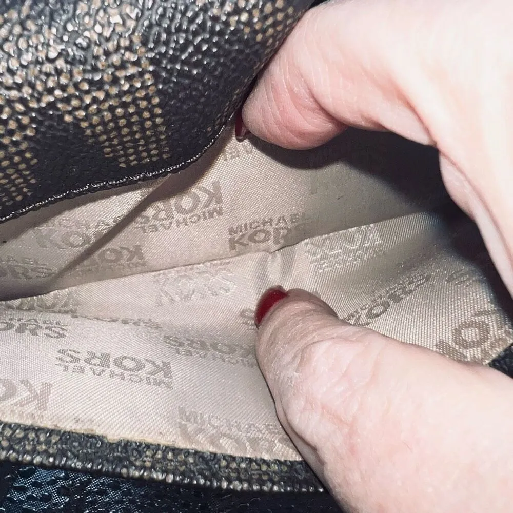 Michael Kors long Signature Snap Wallet - Image 5