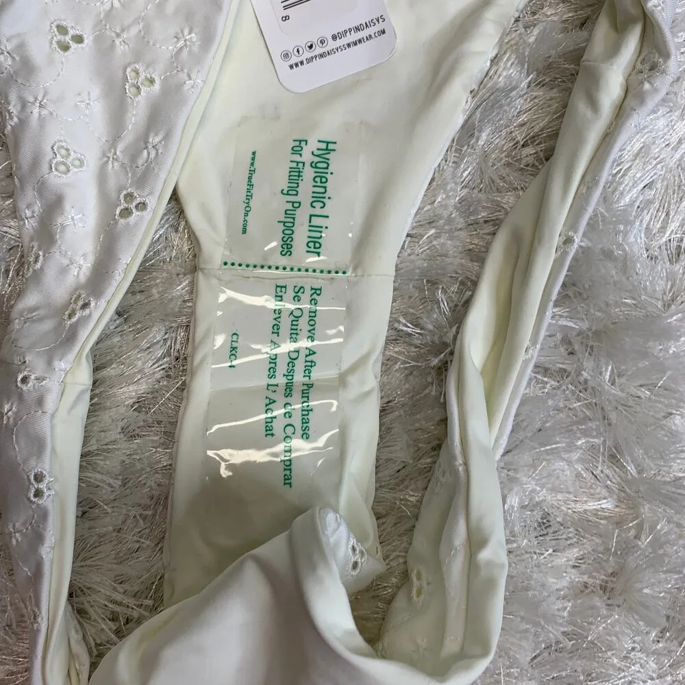 NWT Dippin' Daisy's Ivory Eyelet Bikini Bottoms Sz XL - Image 5