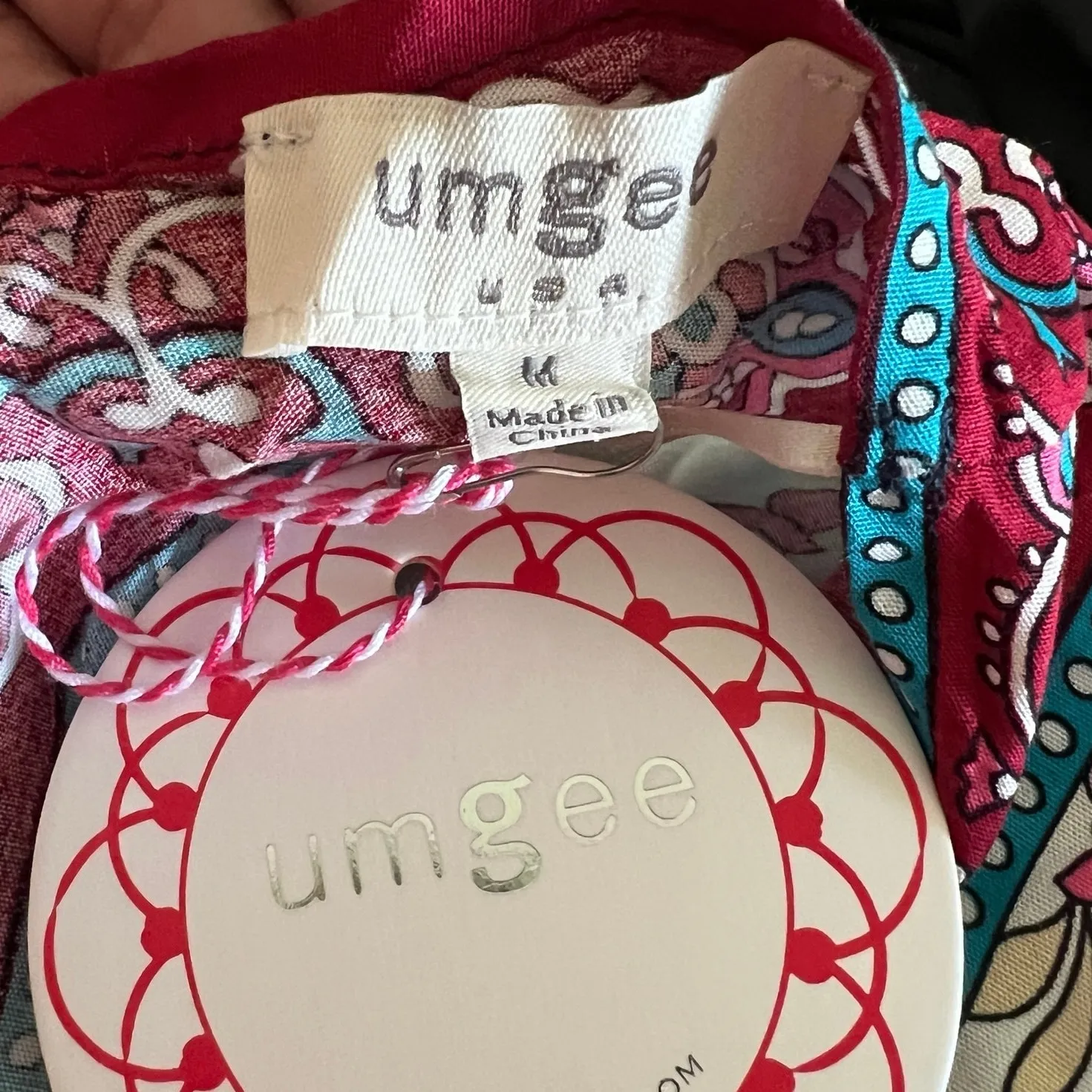 UMGEE Floral Paisley Deep V Neck Boho Mini Dress Sz M Ruffle Hem Mixed Print NEW - Image 9