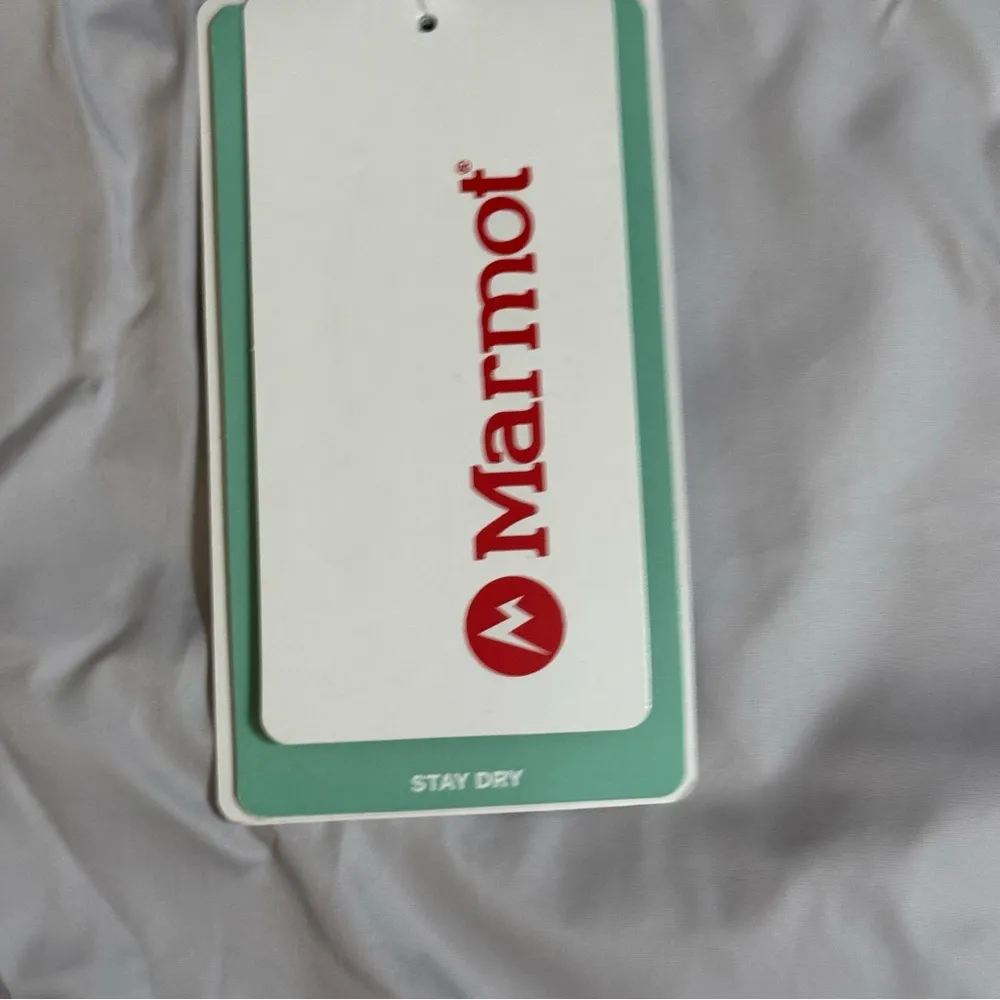 Marmot  Women’s Commuter Parka - Image 13