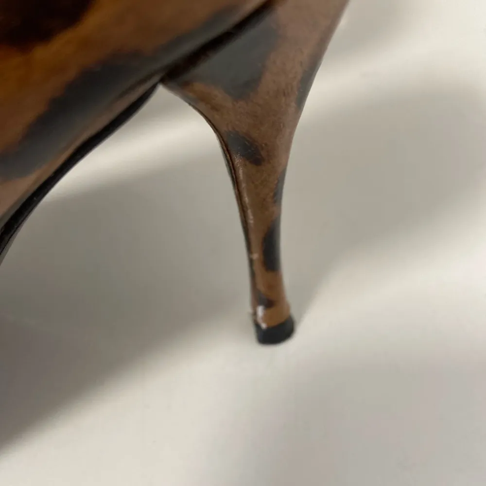 Stuart Weitzman 8.5 cheetah leopard print sexy open toed heels $100 - Image 7