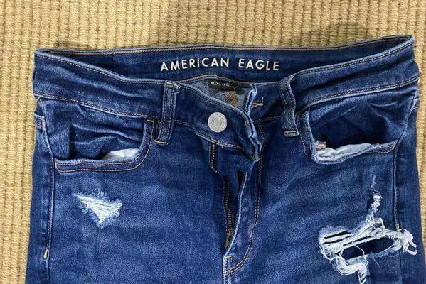 American Eagle Outfitters Ripped Jeans - Image 2