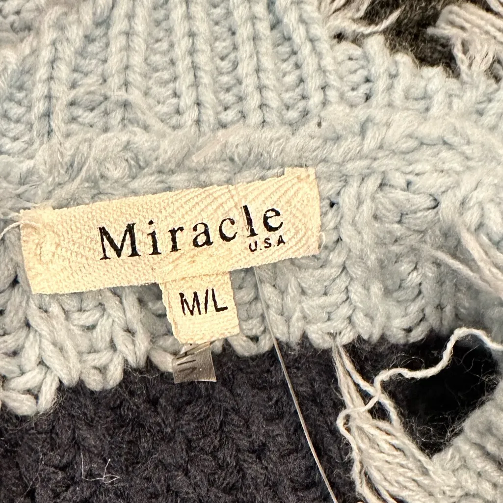 Miracle Thinkin’ Of You Blue Gray Colorblock Frayed VNeck Distressed Sweater M/L Size undefined - Image 5