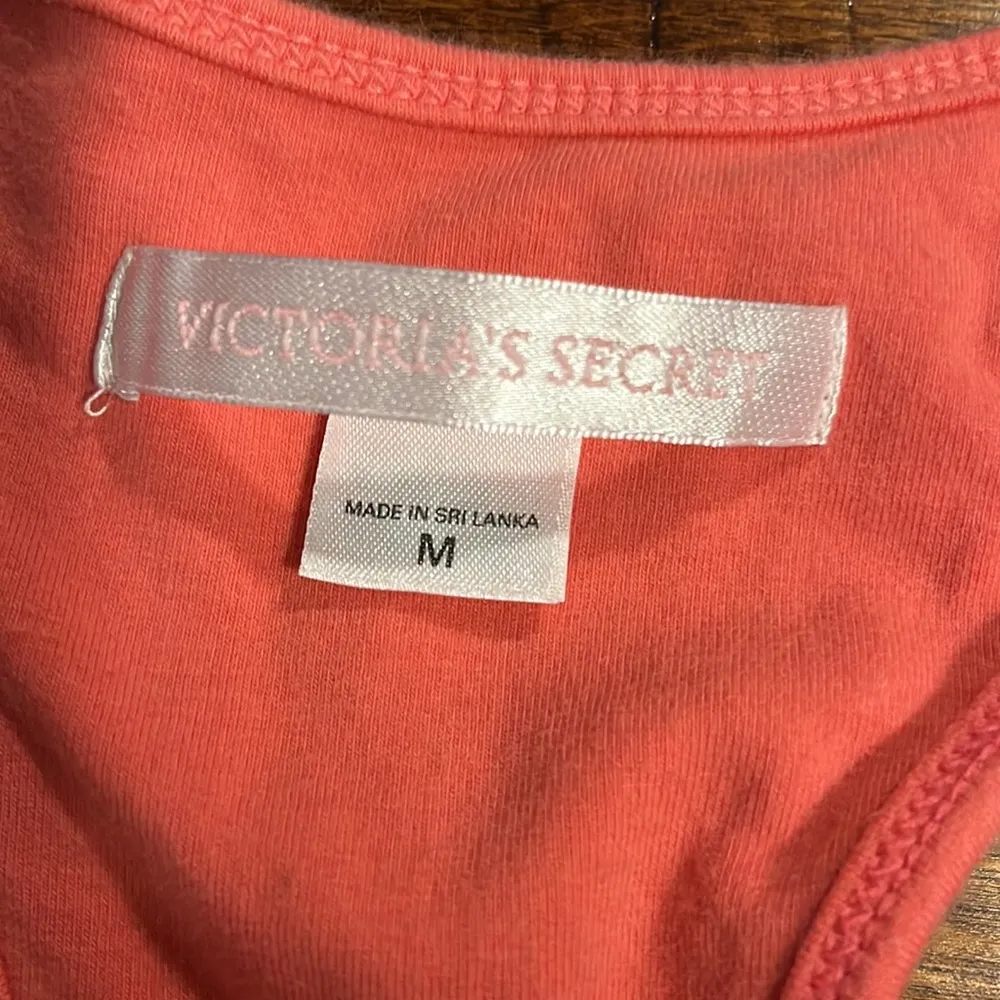 Victoria’s secret Pink/Coral Racerback Tank Top. Size M with built in support - Image 2