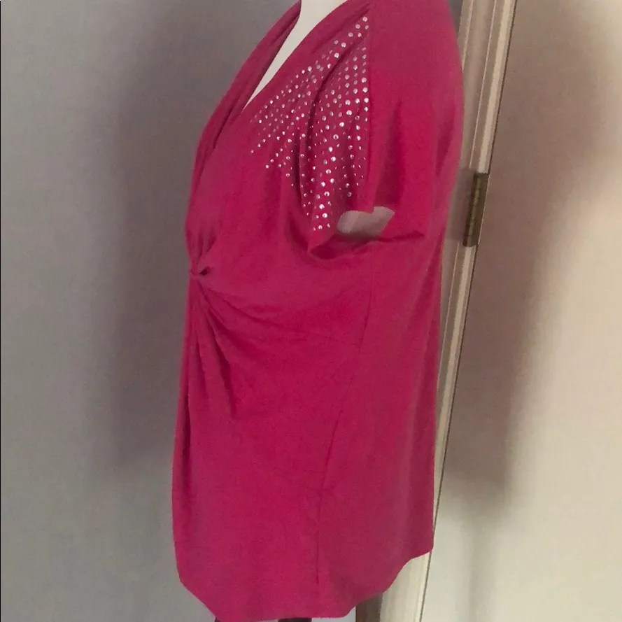 Chaus Figure flattering top Pink - Image 5