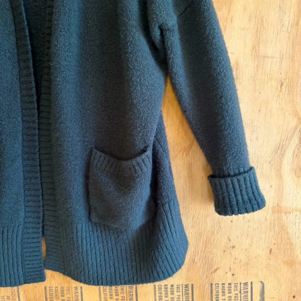 Wearing Your Heart Knit Long Soft Cozy Dark Green Cardigan Sweater Sz M Size M - Image 2