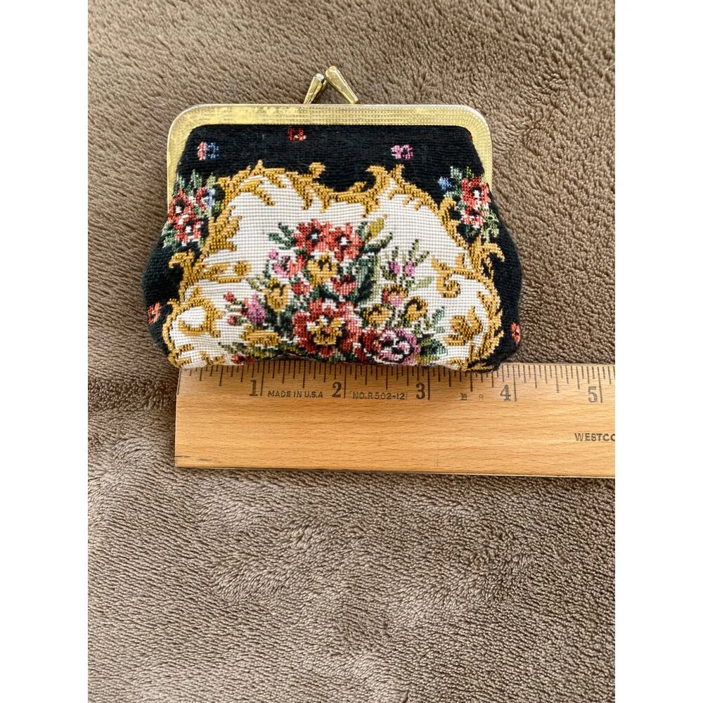 Tapestry Change Purse - Image 4