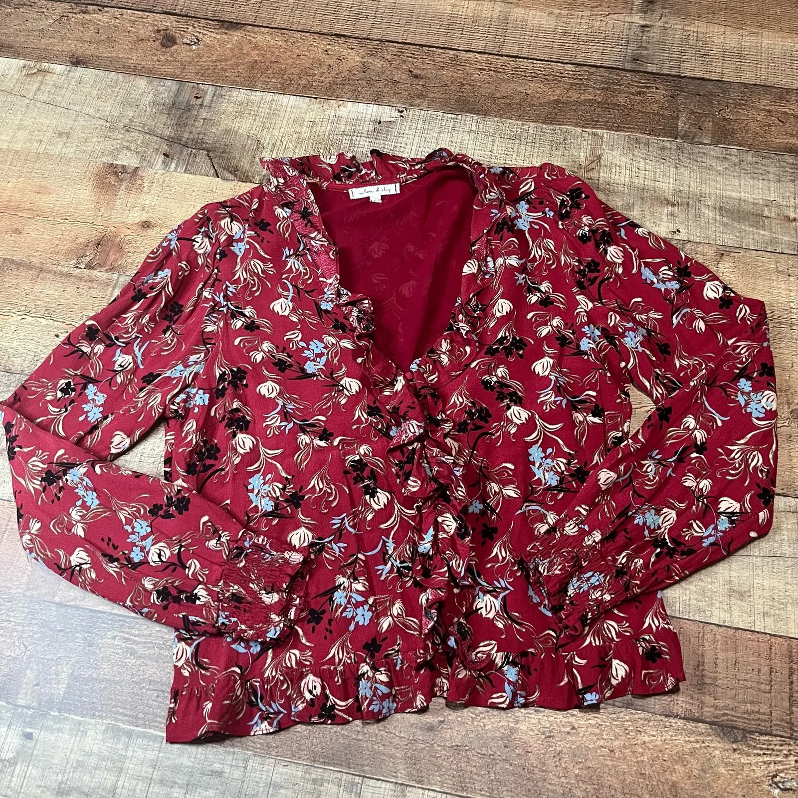 Willow & Clay NWOT Women's Red Black Floral Smocked Festival Blouse Sz L Romance - Image 3