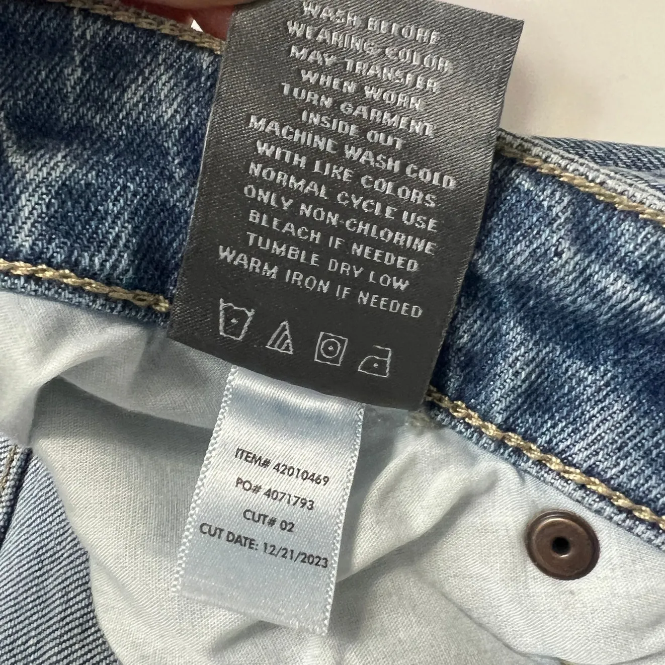 Torrid Perfect Classic Denim Shorts Stretch Plus Size 16 - Image 5