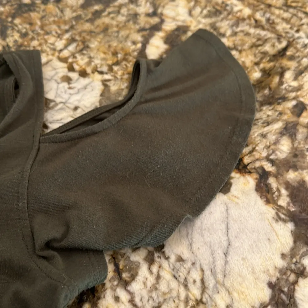 Cold shoulder flare shirt - Image 4