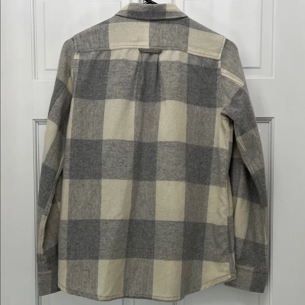 Fjall Raven Canada Shirt Button Snap Fog - Image 11