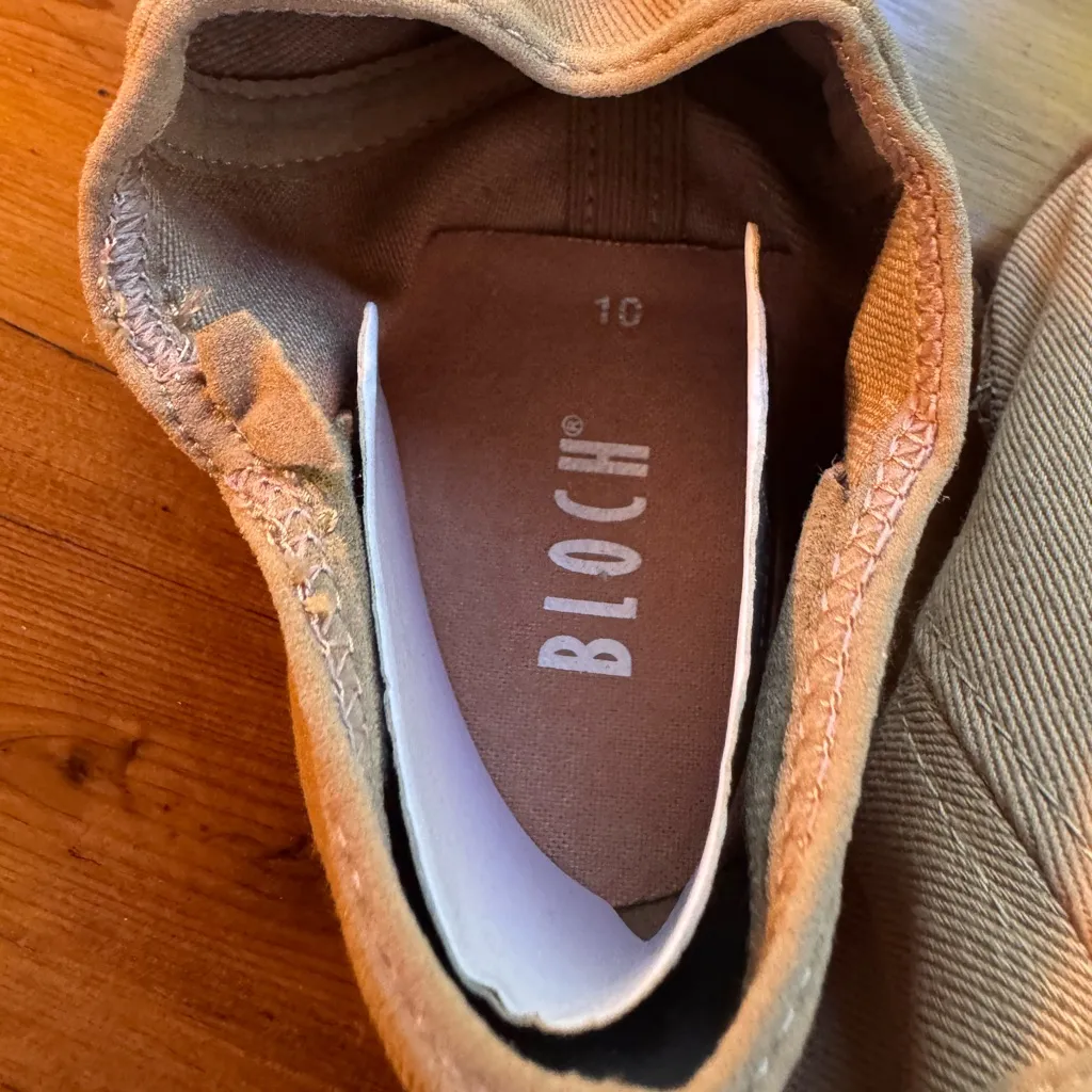 Bloch Phantom Stretch Canvas Jazz Shoes Tan – Size 10 NWOT - Image 3