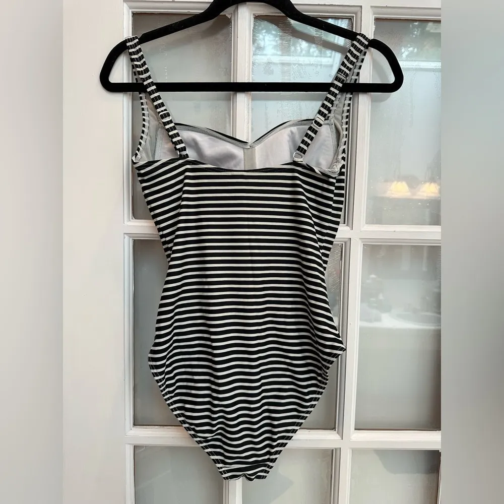 Bond Eye Australia Swimsuit D/DD Cup One Piece Black White Striped Size 6 US - Image 5