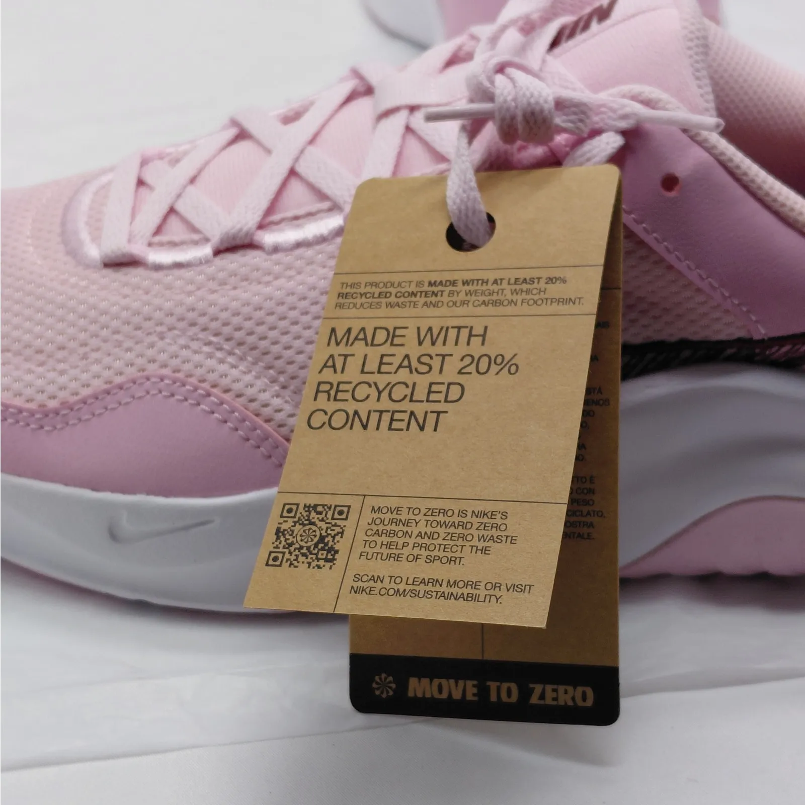 Nike Legend Essentials 3 Athletic Sneakers Women's 12 Pink Activewear Workout - Image 11