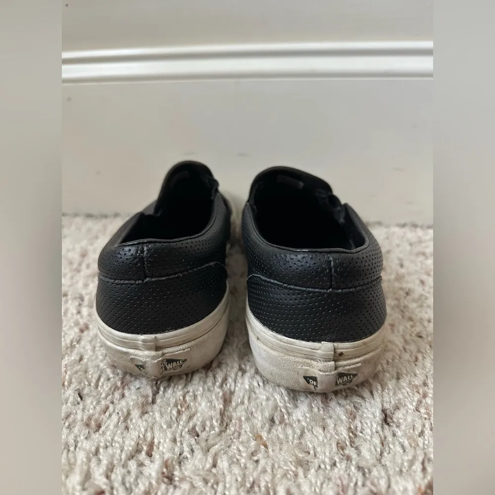 Vans Black Perf Leather Asher Slip On Skate Shoes Sneakers Women’s Size 9 - Image 5
