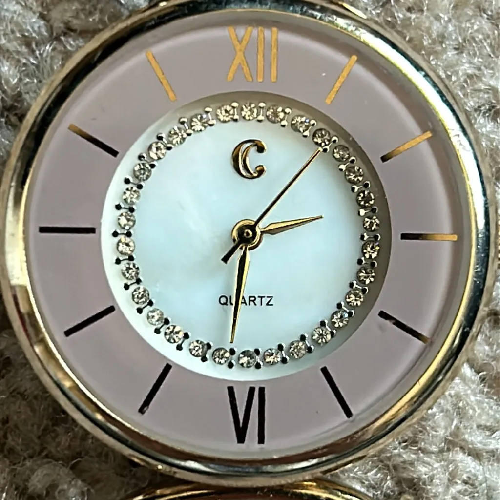 C brand women’s vintage pastel rose/ gold tone crystal‎ adjustable watch Pink - Image 5