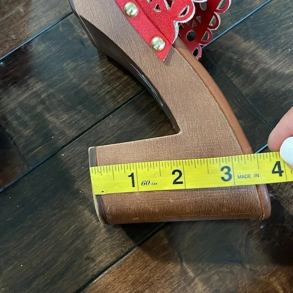 Indigo Rd. Open Toe Chunky Platform Clog Heel Red Scalloped Size Women’s size 8 - Image 7