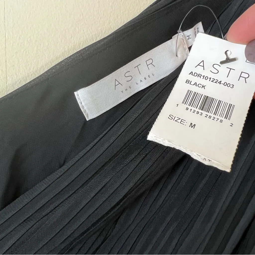 ASTR Pleated Drawstring Waist Maxi Dress - Image 5