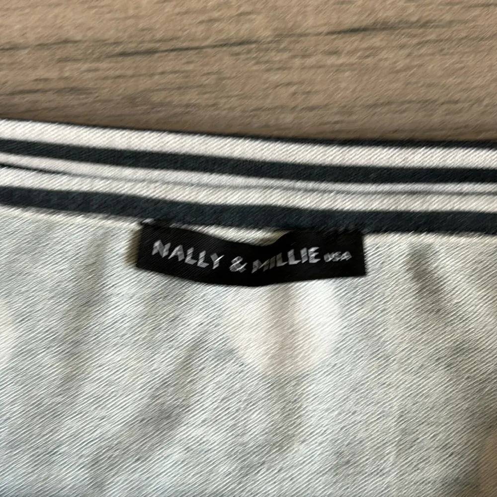 Nally & Millie polka dot thin sweater Black Size undefined - Image 3