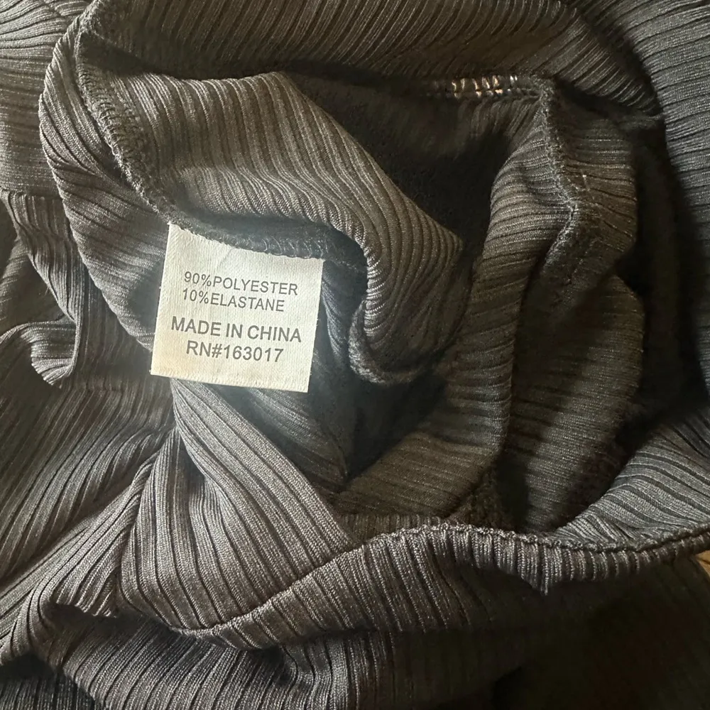 NWT Princess Polly Black Ribbed Sara Playsuit Romper size 4​​ - Image 15