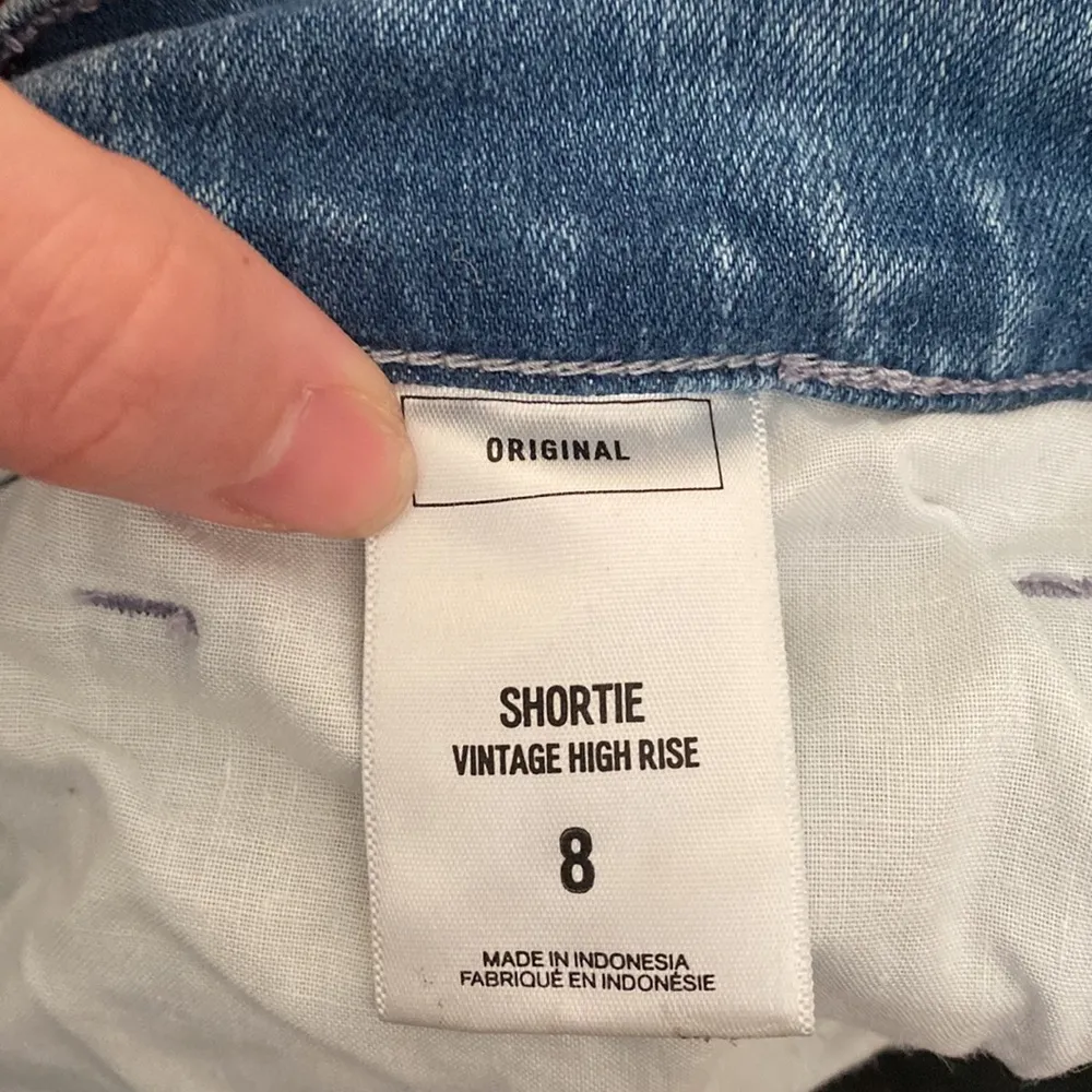 Express Distressed Vintage Shortie High Rise Style Jean Shorts - Image 8
