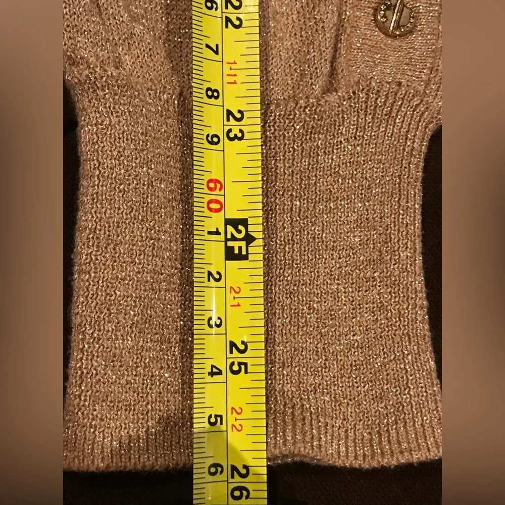 Michael Kors gold blouse with gold buttons on the side of the sleeve Sz P/M - Image 8