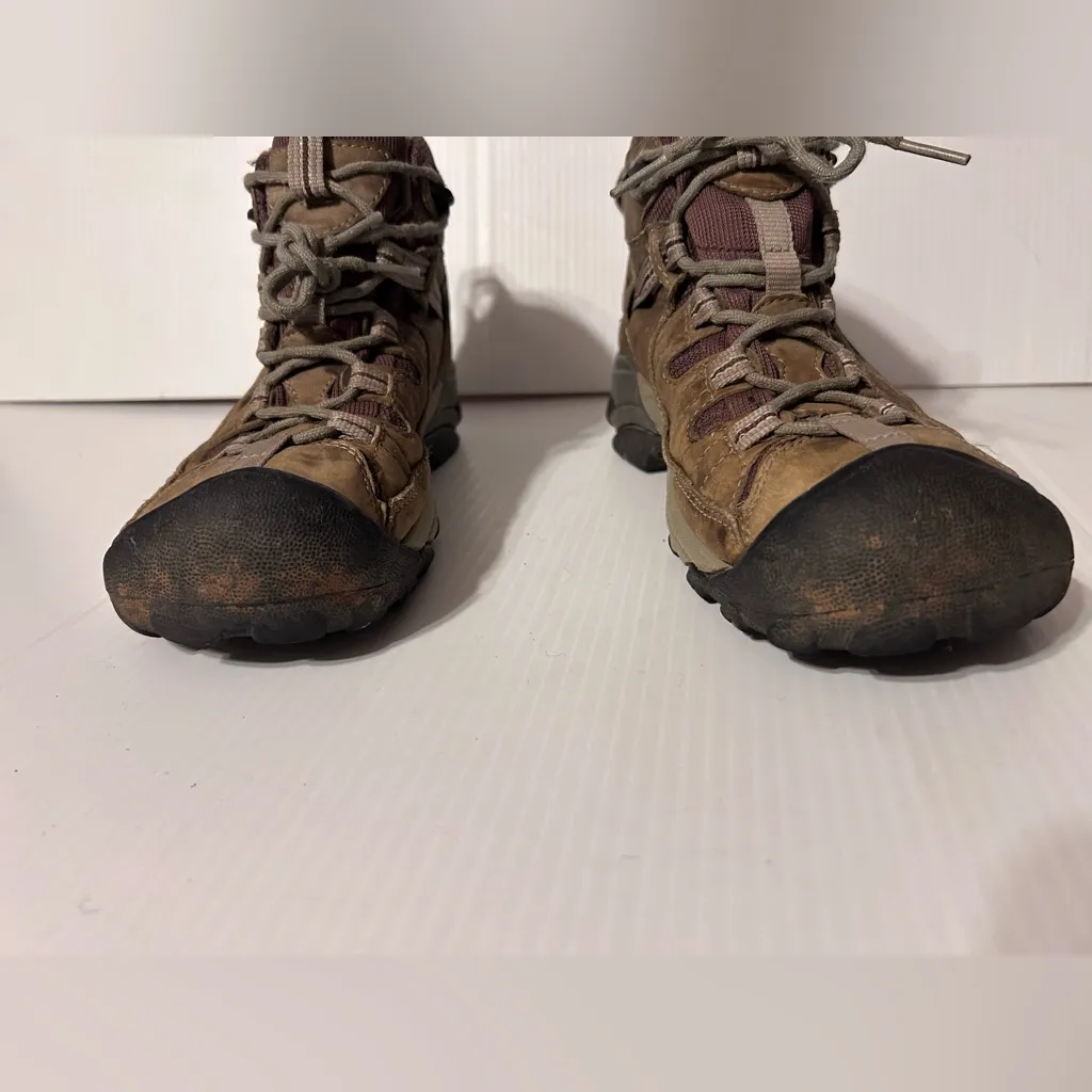 KEEN outdoor brown hiking boots  size 8.5 - Image 5