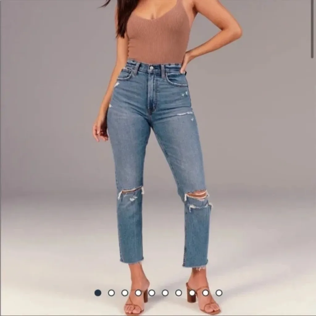 A&F Ankle Straight Ultra High Rise Distressed Jeans 30 - Image 10