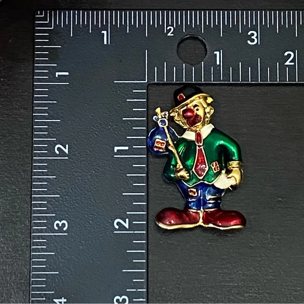 Unsigned Enamel Hobo Clown Brooch New (Old Stock) - Image 9