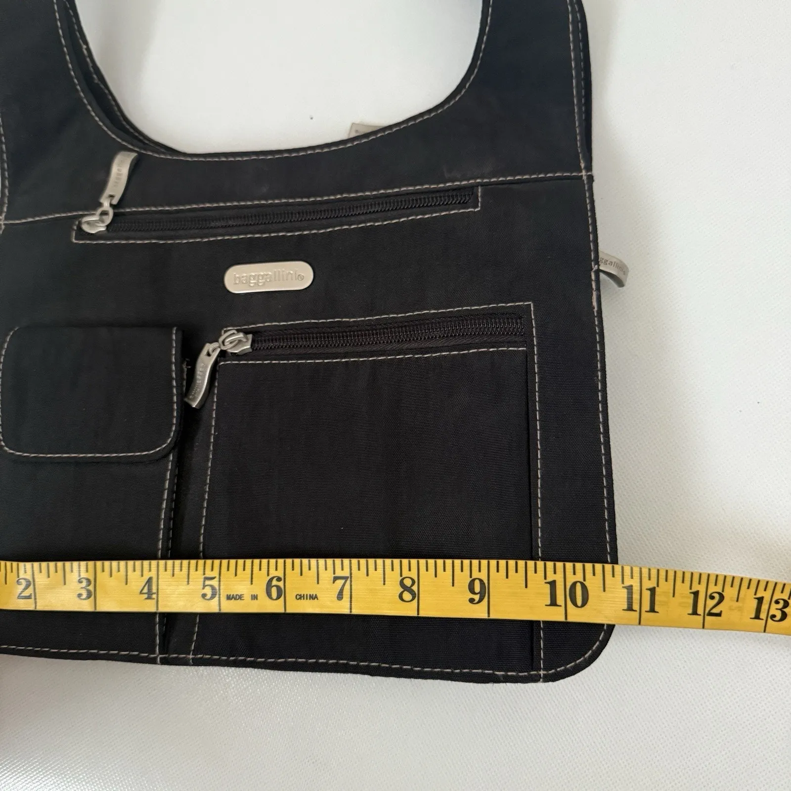 Baggallini Cross Over Buckle Crossbody Expandable Black Nylon Travel Bag - Image 10