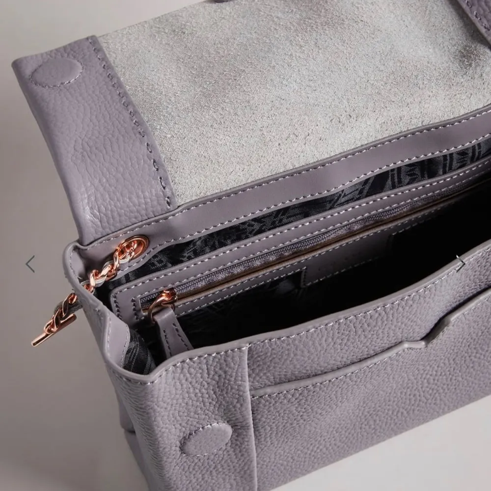 Ted Baker UNLINED SOFT LEATHER XBODY BAG NWT - Image 3