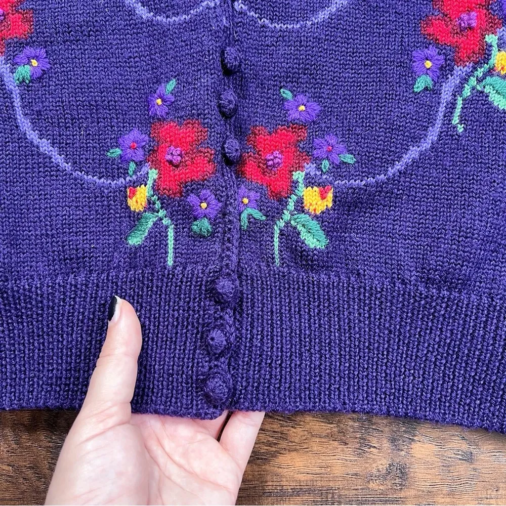 vintage • 80s intarsia floral cardigan sweater purple wool Susan Bristol - Image 6