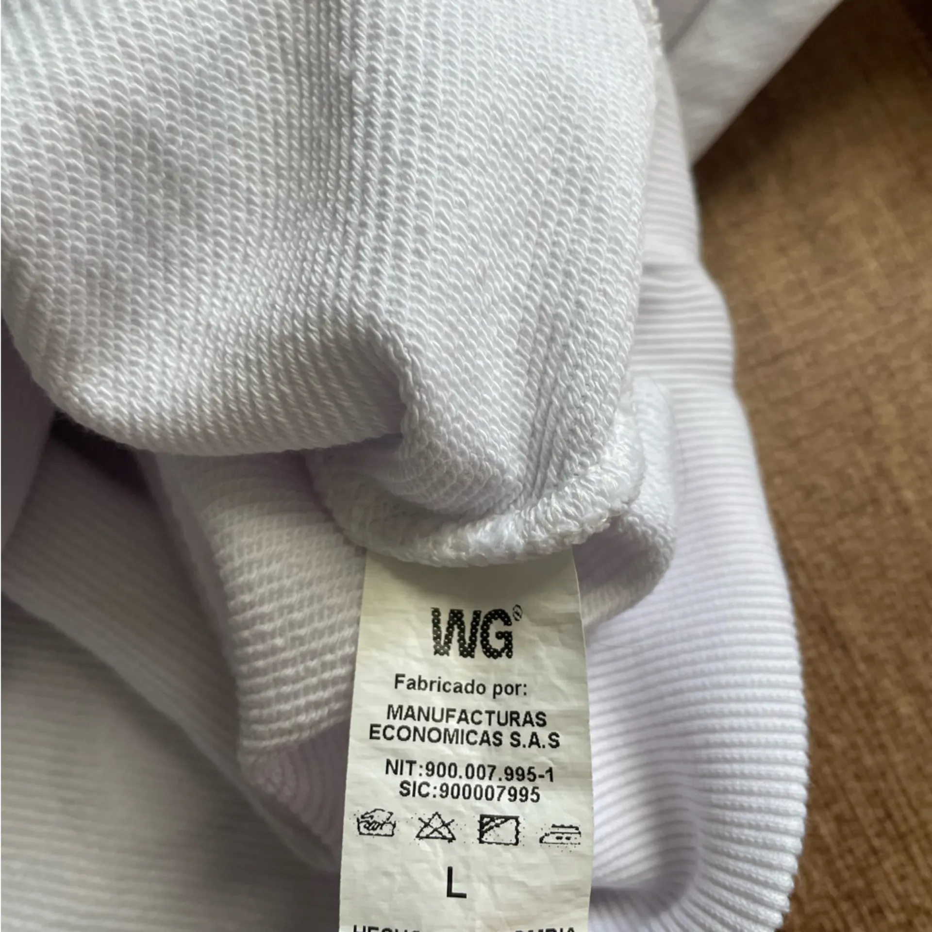 WeedGreen Amanita Muscaria Mushroom Printed Graphic Sweater Size Large Red - Image 6