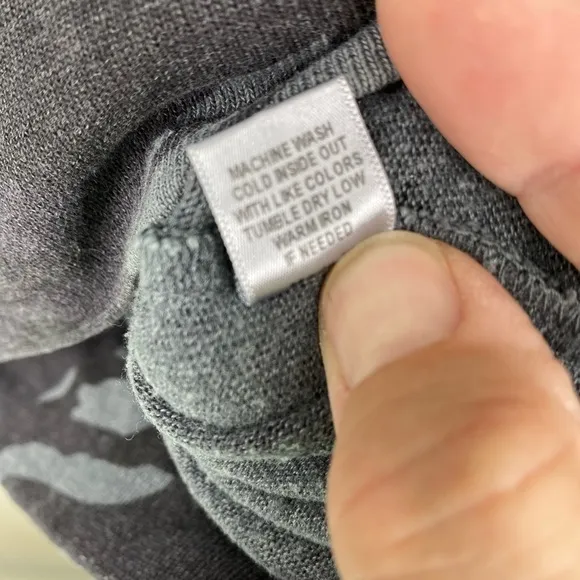 Monrow pullover hoodie,‎ camo pattern, kangaroo pouch, size Medium Gray - Image 5