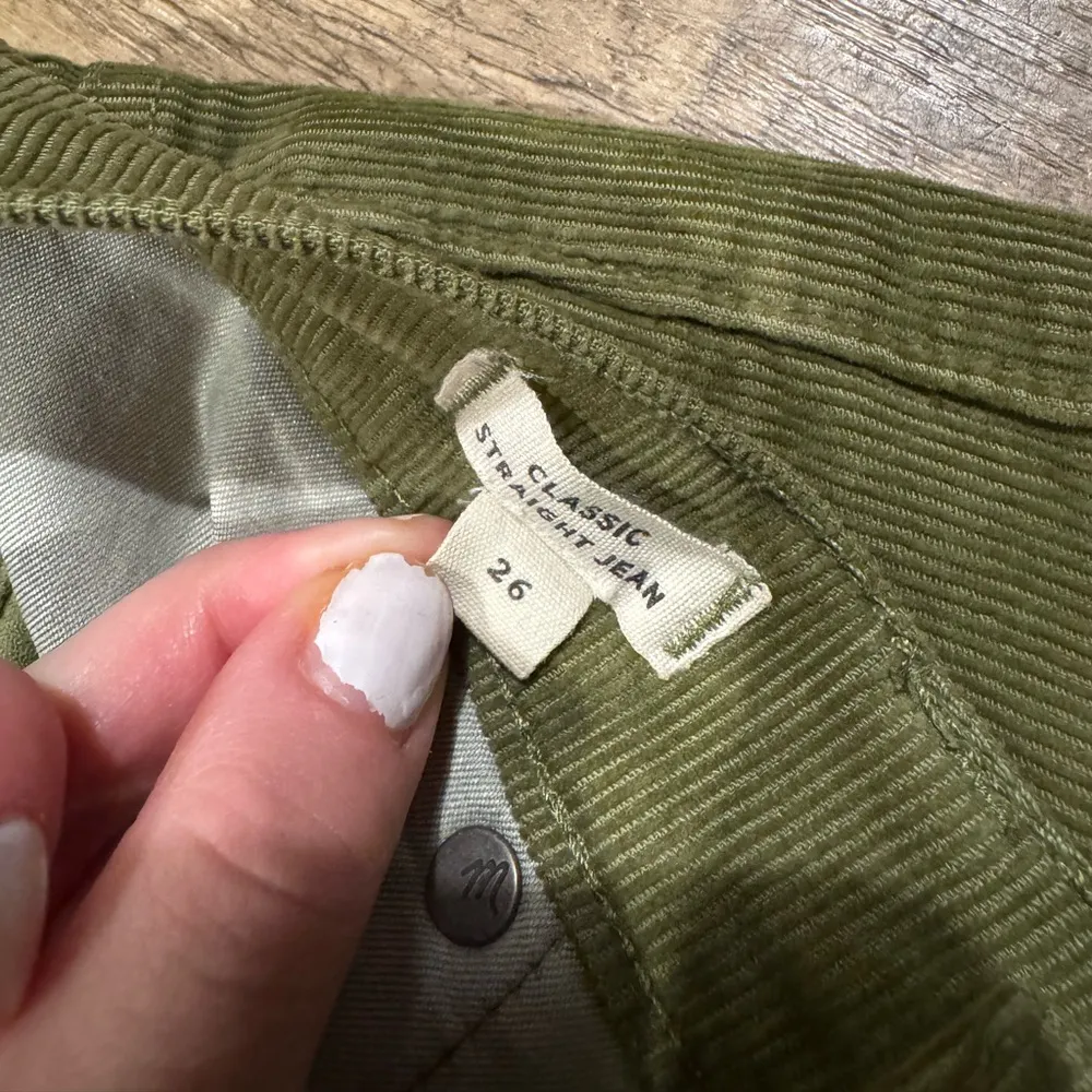 Madewell Corduroy Green Classic Straight Jeans 26 - Image 4