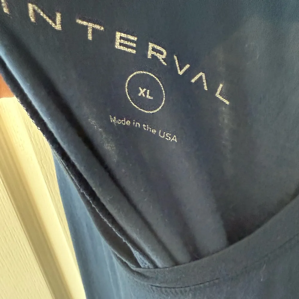 INTERVAL Navy Athletic Top with Distressed Look Size XL Blue - Image 8