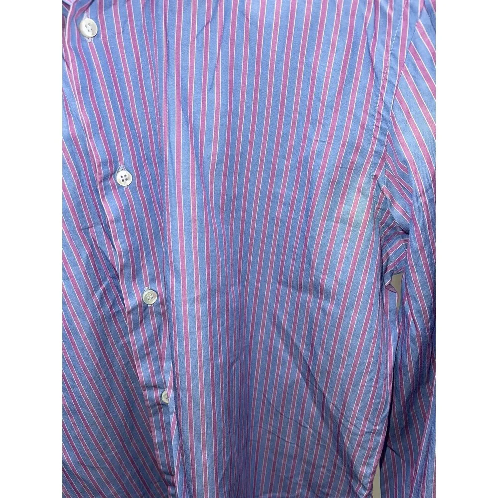 Pre Owned women’s Julia Long sleeves button shirt. Size Small - Image 3