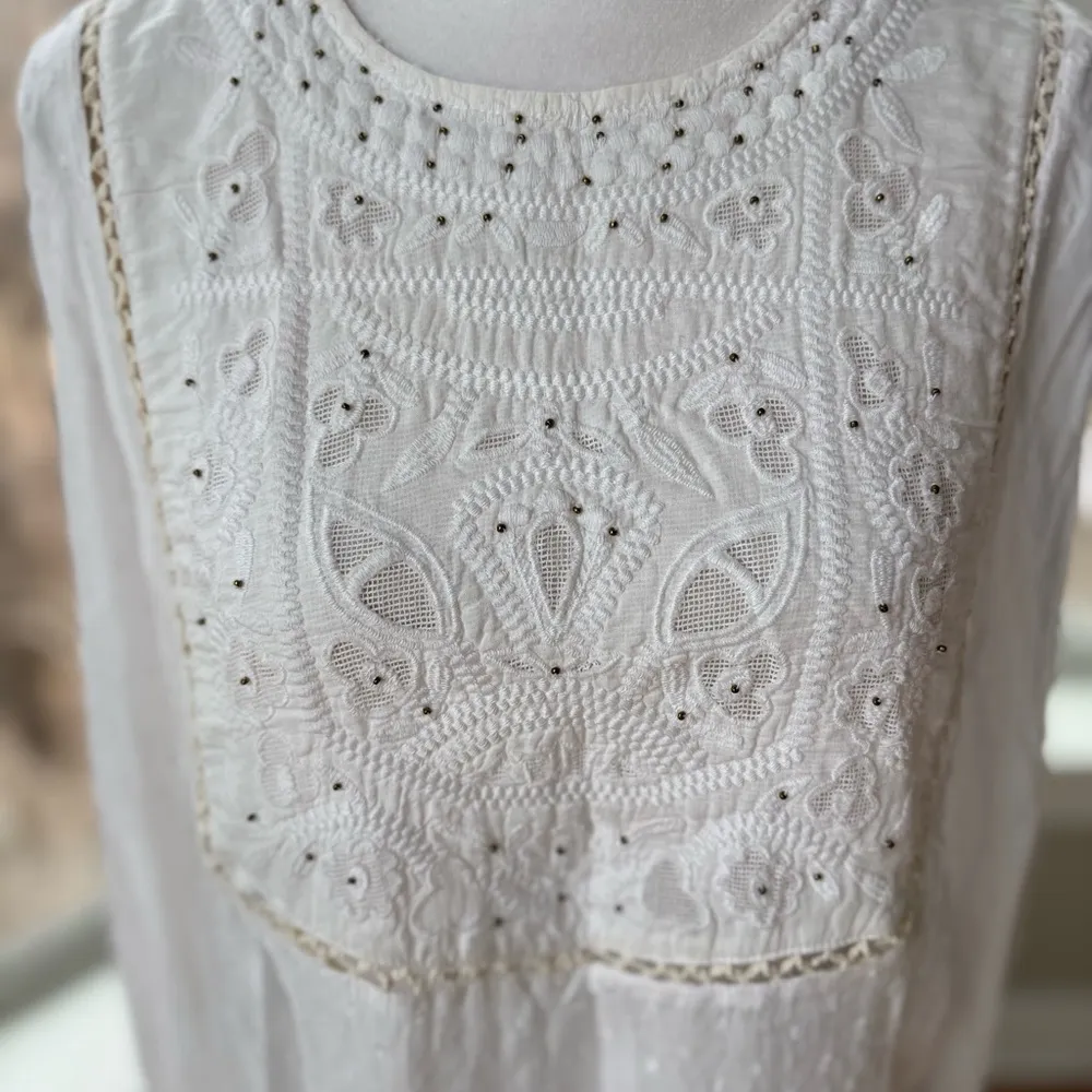 NAF NAF White Beaded Embroidered Boho Flowy Long Sleeve Blouse Size Small - Image 4