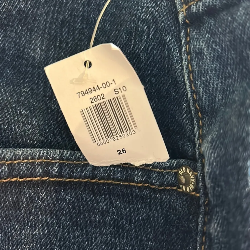 Old Navy Extra High Rise Curvy Sky Hi Straight Jean Secret Slim Pockets Size 26 - Image 11