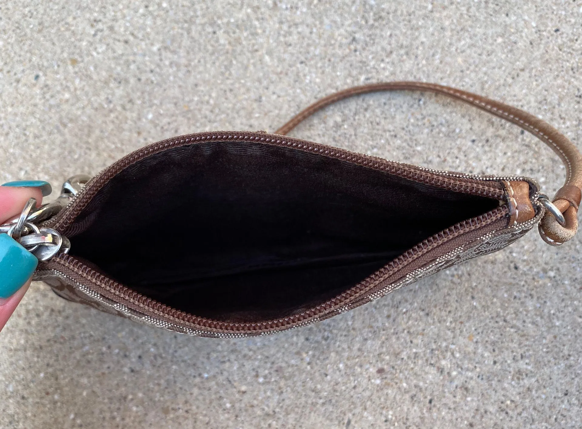 Coach Vintage  Purse - Image 4