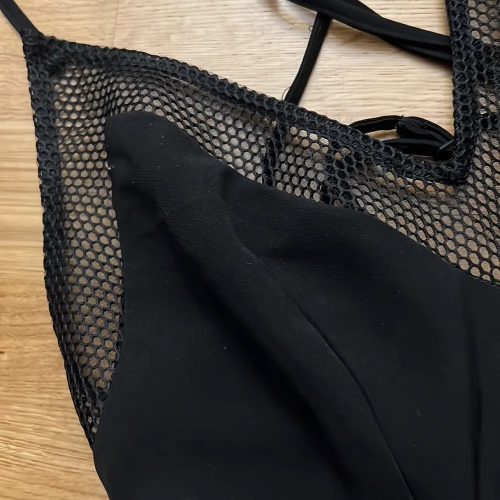 Kendall + kylie black mesh insert open back romper - Image 4