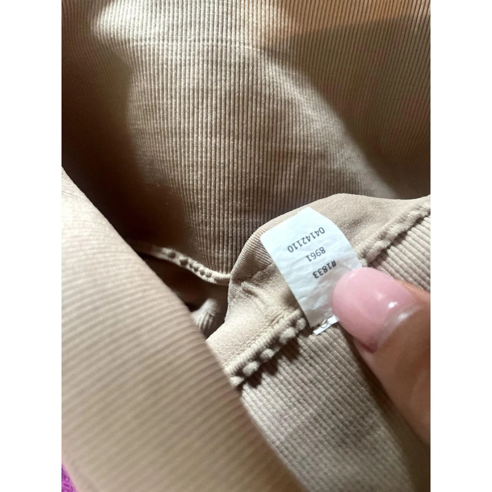 Assets by SPANX Red Hot Label Shaping Shorts Remarkable Result High Waist Size L - Image 6