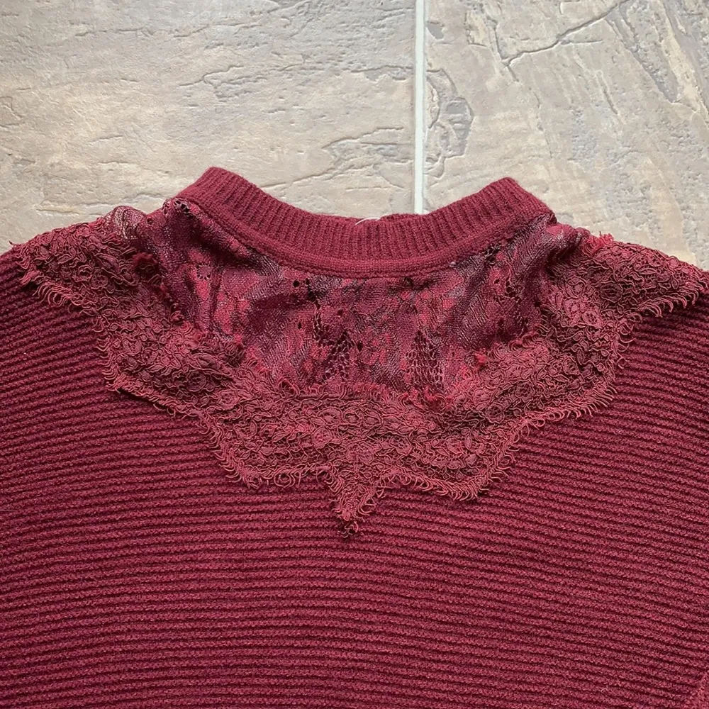 Suzanne Betro Lace Collar Burgundy Sweater Size L/XL NWT - Image 12